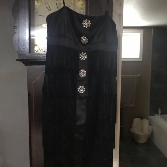 Flapper gorgeous dress. - Picture 2 of 3